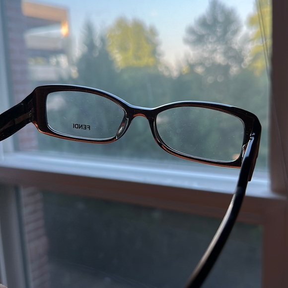 Authentic FENDI glasses with demo lenses - Picture 12 of 16